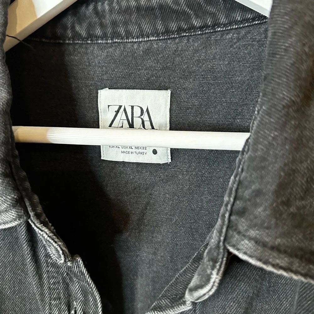 Zara Charcoal Button-Up Shirt - Picture 4 of 7